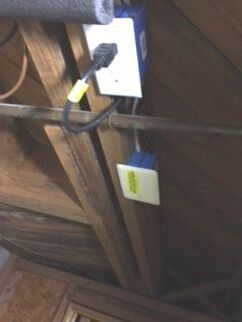 Electrical connection for radon fan